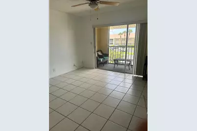 1537 SE Royal Green Circle SE #E 201, Port Saint Lucie, FL 34952 - Photo 7