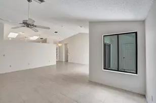 2395 NW 15th St, Delray Beach, FL 33445 - Photo 13
