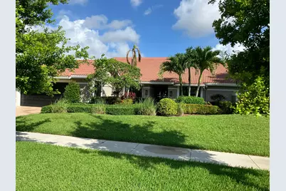 425 Deer Creek Path E, Deerfield Beach, FL 33442 - Photo 3