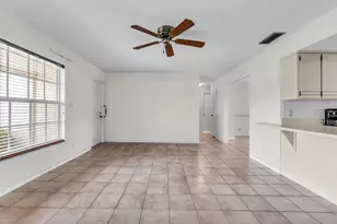 121 W Cypress Rd, Greenacres, FL 33467 - Photo 9
