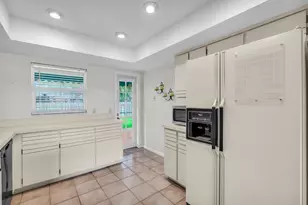 121 W Cypress Rd, Greenacres, FL 33467 - Photo 13