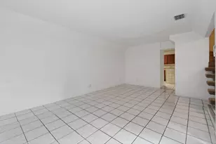 3502 Gardens E Dr, Palm Beach Gardens, FL 33410 - Photo 11