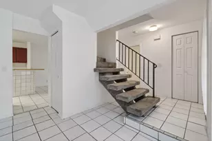 3502 Gardens E Dr, Palm Beach Gardens, FL 33410 - Photo 7