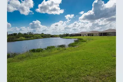 12109 SW Aventino Drive, Port Saint Lucie, FL 34987 - Photo 11