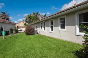 12109 SW Aventino Dr, Port Saint Lucie, FL 34987 - Photo 5
