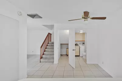 713 NW 99th Circle, Plantation, FL 33324 - Photo 13