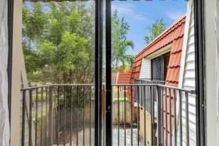 713 NW 99th Cir, Plantation, FL 33324 - Photo 33