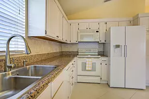 124 Adobe Cir, Jupiter, FL 33458 - Photo 23