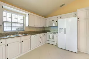 124 Adobe Cir, Jupiter, FL 33458 - Photo 21