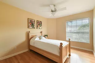 124 Adobe Cir, Jupiter, FL 33458 - Photo 25