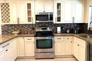 2615 Roosevelt St, Hollywood, FL 33020 - Photo 9