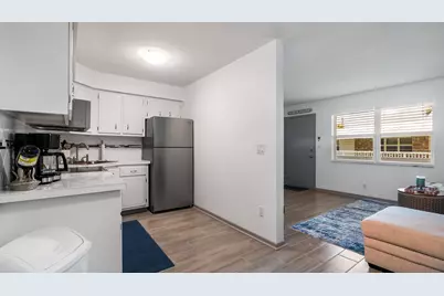 228 Hibiscus Avenue #233, Lauderdale by the Sea, FL 33308 - Photo 15