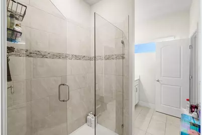 4824 Chantilly Road, Lake Worth, FL 33467 - Photo 21