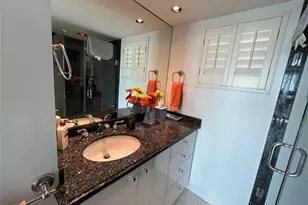 333 NE 21st Ave, Deerfield Beach, FL 33441 - Photo 5