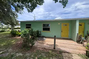 202 W Balboa St, Fort Pierce, FL 34949 - Photo 1