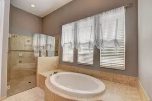 8197 NW 107th Ln, Parkland, FL 33076 - Photo 13
