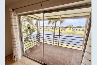 120 Lake Evelyn Drive, West Palm Beach, FL 33411 - Photo 11