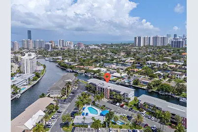 455 Paradise Isle Boulevard, Hallandale Beach, FL 33009 - Photo 5