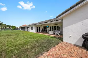 5791 Hawkes Bluff Ave, Davie, FL 33331 - Photo 23