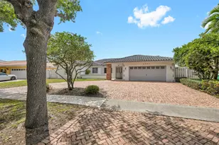 5791 Hawkes Bluff Ave, Davie, FL 33331 - Photo 3