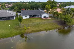 5791 Hawkes Bluff Ave, Davie, FL 33331 - Photo 57
