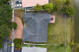 5791 Hawkes Bluff Ave, Davie, FL 33331 - Photo 57