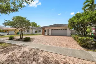 5791 Hawkes Bluff Ave, Davie, FL 33331 - Photo 5