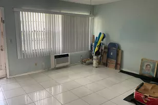 189 E Preston Way, Boca Raton, FL 33434 - Photo 5