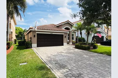 8469 Calabria Lakes Drive, Boynton Beach, FL 33473 - Photo 3