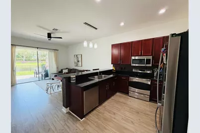 8469 Calabria Lakes Drive, Boynton Beach, FL 33473 - Photo 13