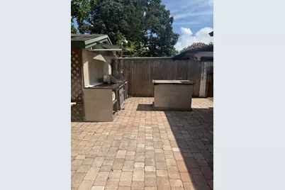 4440 NE 4th Avenue, Deerfield Beach, FL 33064 - Photo 11