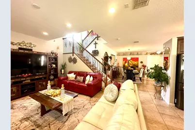 9205 Dupont Place, Wellington, FL 33414 - Photo 13