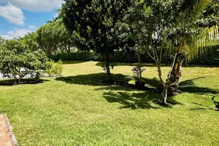 9205 Dupont Pl, Wellington, FL 33414 - Photo 25
