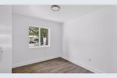 2902 NW 44th Street, Miami, FL 33142 - Photo 17