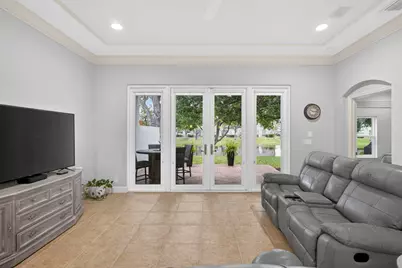 118 Kensington Way, Royal Palm Beach, FL 33414 - Photo 31