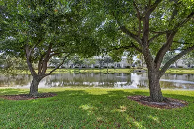 118 Kensington Way, Royal Palm Beach, FL 33414 - Photo 41