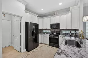 118 Kensington Way, Royal Palm Beach, FL 33414 - Photo 9