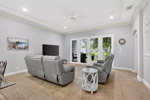 118 Kensington Way, Royal Palm Beach, FL 33414 - Photo 15