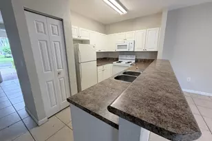 933 NE 42nd Ave, Homestead, FL 33033 - Photo 5