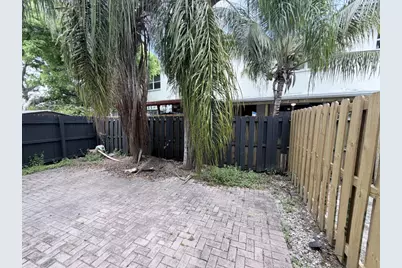 933 NE 42nd Avenue, Homestead, FL 33033 - Photo 13