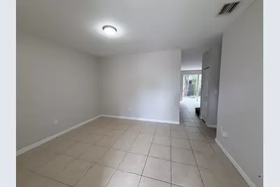 933 NE 42nd Avenue, Homestead, FL 33033 - Photo 3