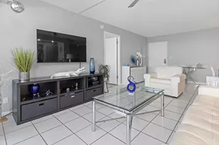 2841 N Ocean Blvd, Fort Lauderdale, FL 33308 - Photo 19