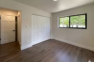 1795 Lauderdale Manor Dr, Fort Lauderdale, FL 33311 - Photo 15