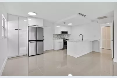3212 NE 12th Street #204, Pompano Beach, FL 33062 - Photo 3