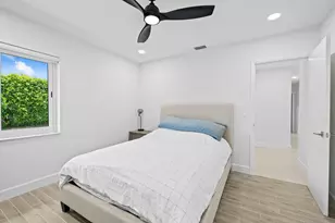 11937 Sandlake Dr, Boca Raton, FL 33428 - Photo 19