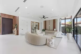 2360 NE 49th St, Lighthouse Point, FL 33064 - Photo 17