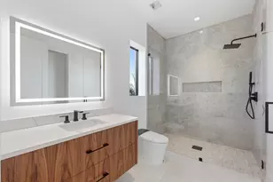 2360 NE 49th St, Lighthouse Point, FL 33064 - Photo 49