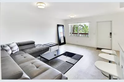 17 Fanshaw A, Boca Raton, FL 33434 - Photo 3