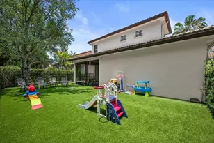 603 Castle Dr, Palm Beach Gardens, FL 33410 - Photo 27