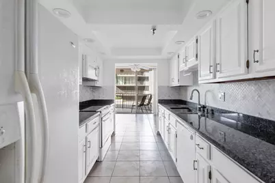 859 Jeffery Street #312, Boca Raton, FL 33487 - Photo 3